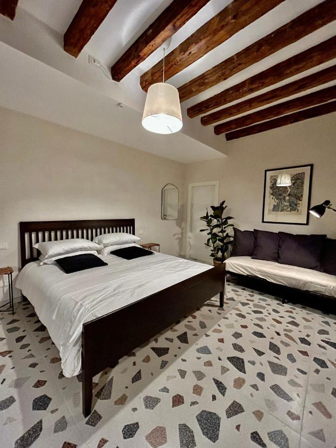 Farini Suites Wi-Fi Venecia Exterior foto