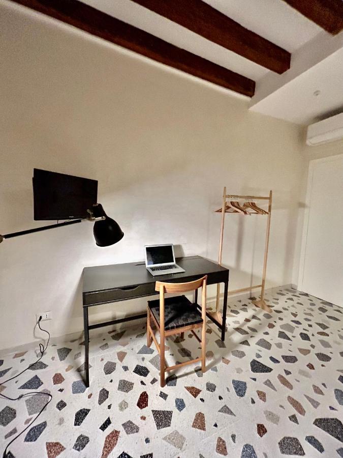 Farini Suites Wi-Fi Venecia Exterior foto