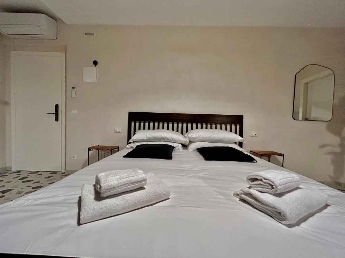 Farini Suites Wi-Fi Venecia Exterior foto