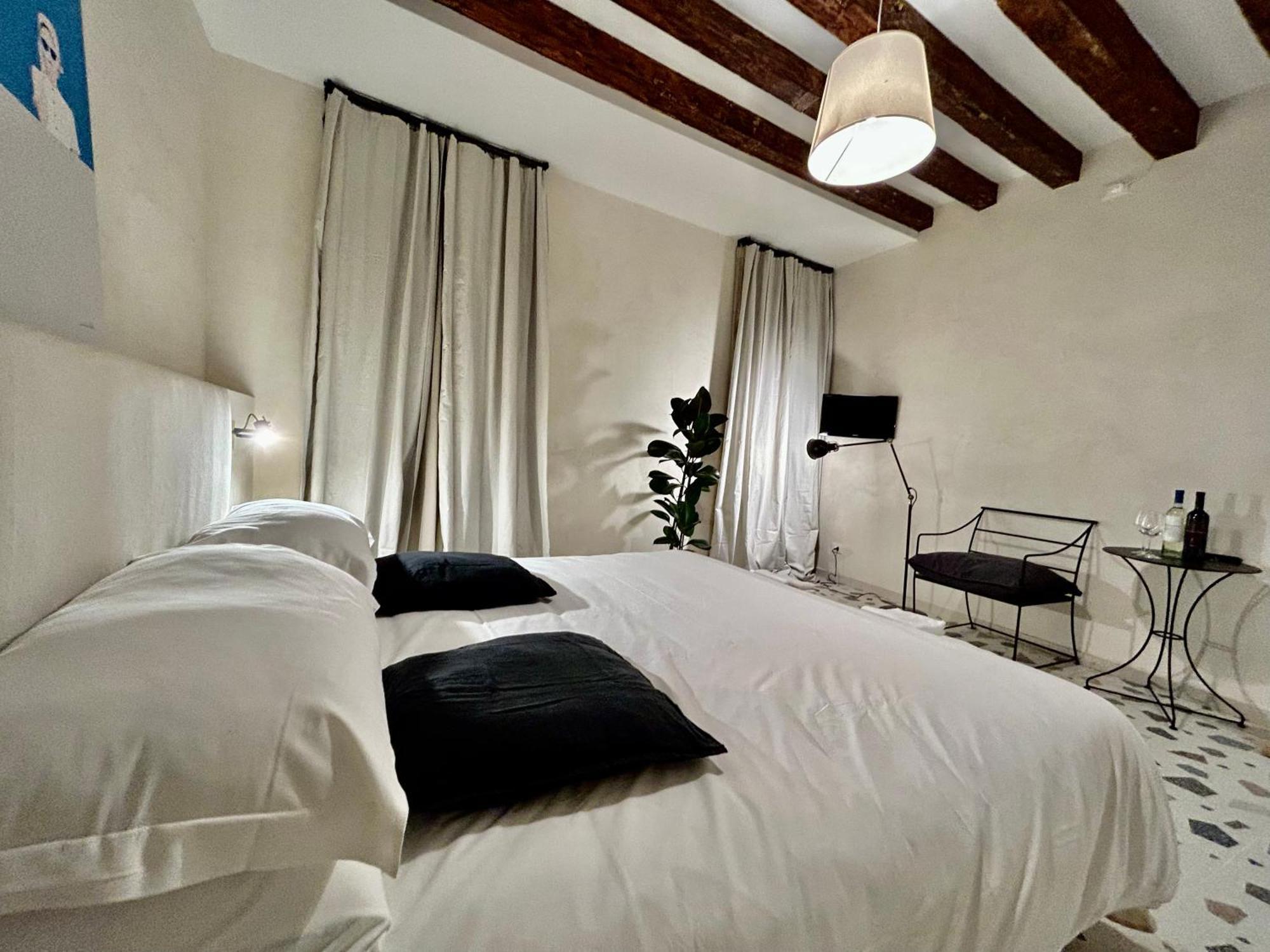 Farini Suites Wi-Fi Venecia Exterior foto
